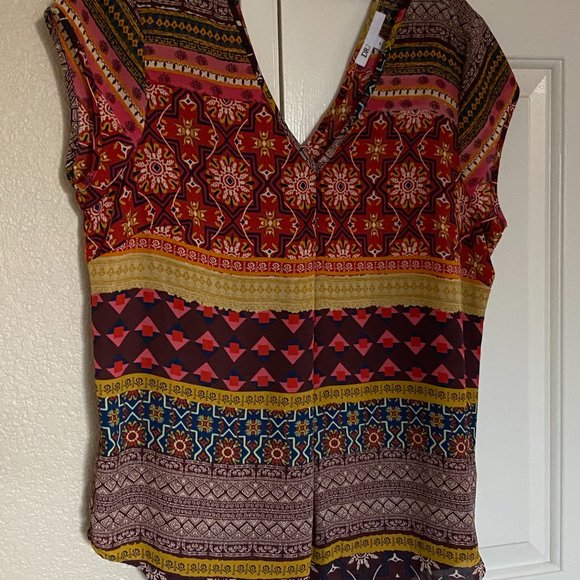 Colorful Blouse - Picture 2 of 3